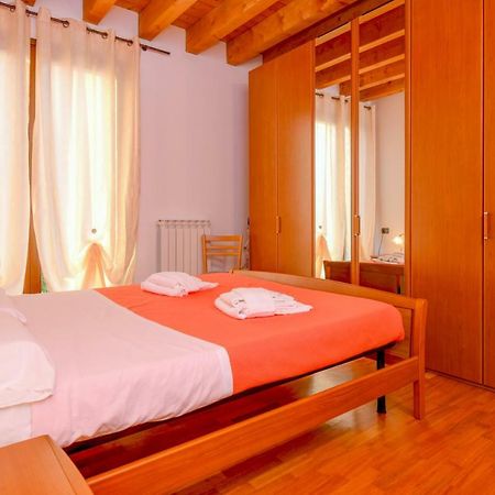 Peschiera Summer Home Peschiera del Garda Buitenkant foto